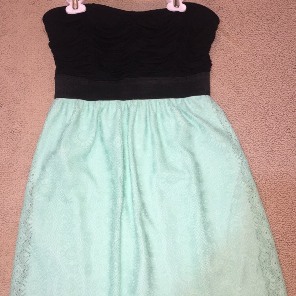 Strapless dress